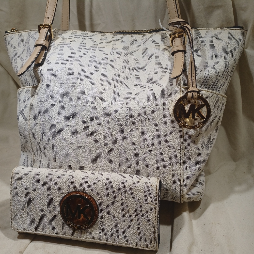 Michael kors set - Picture 4 of 13